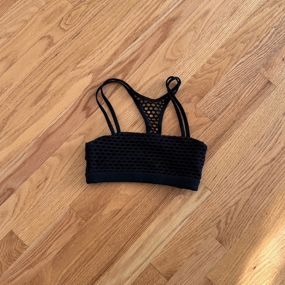 Lorna Jane Tops - Lorna Jane black sports bra mesh fishnet detailing